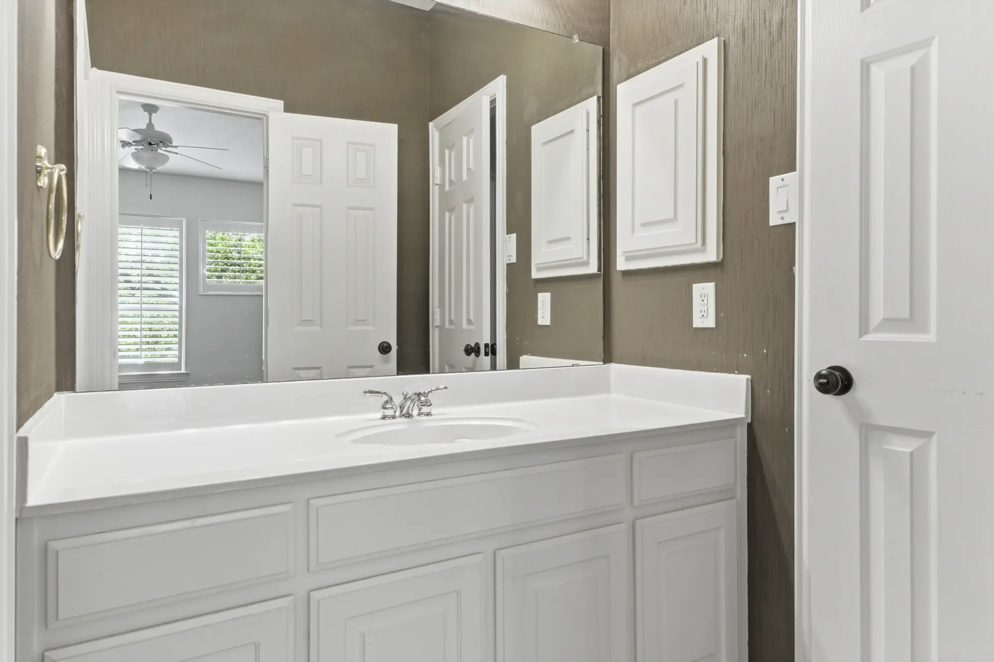 Guest bathroom